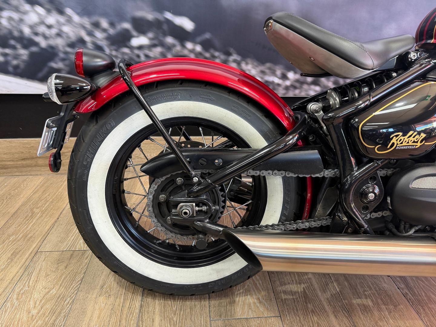 2022 TRIUMPH BONNEVILLE BOBBER GOLDLINE ROAD