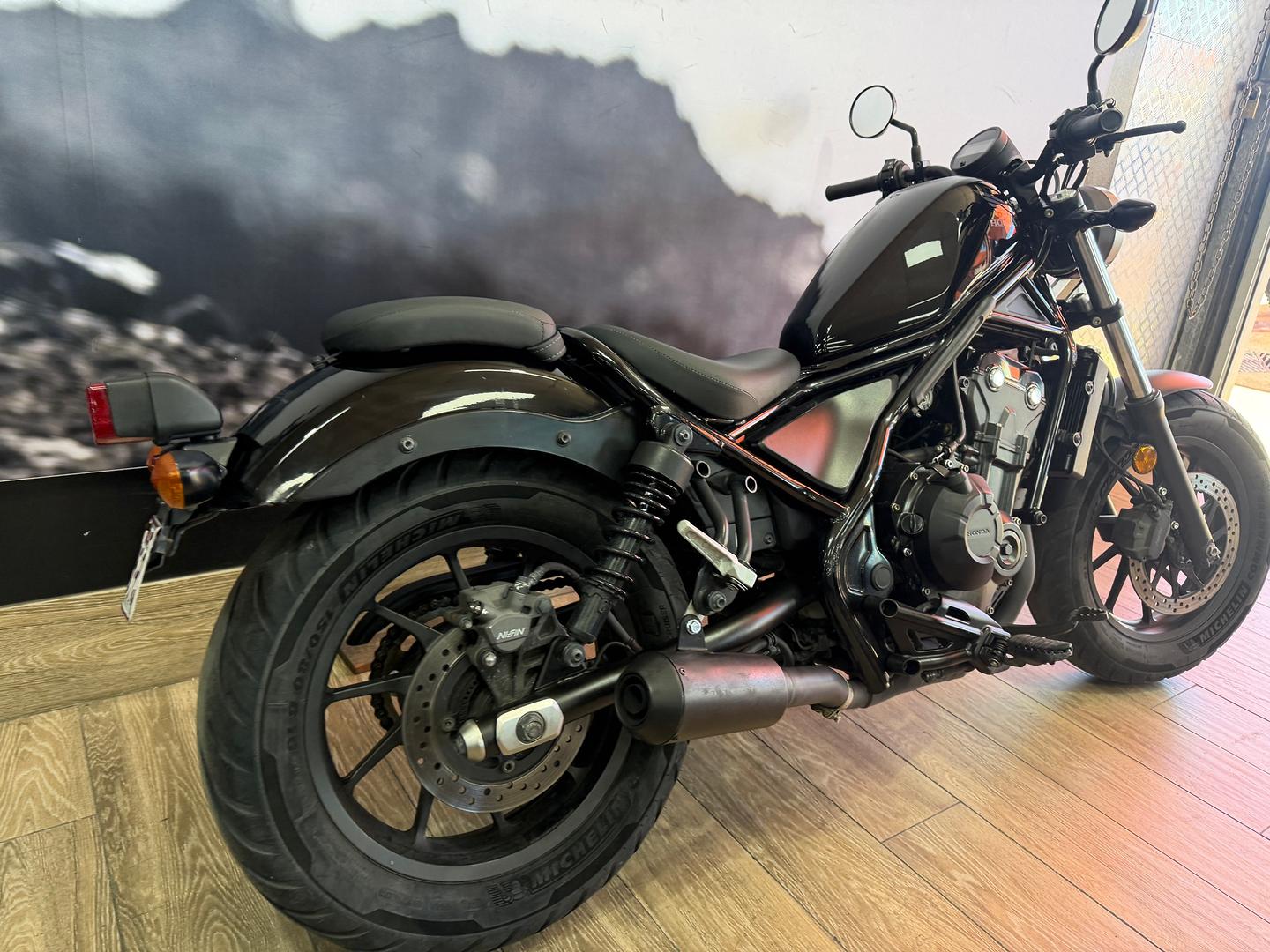 2017 HONDA CMX500 ROAD