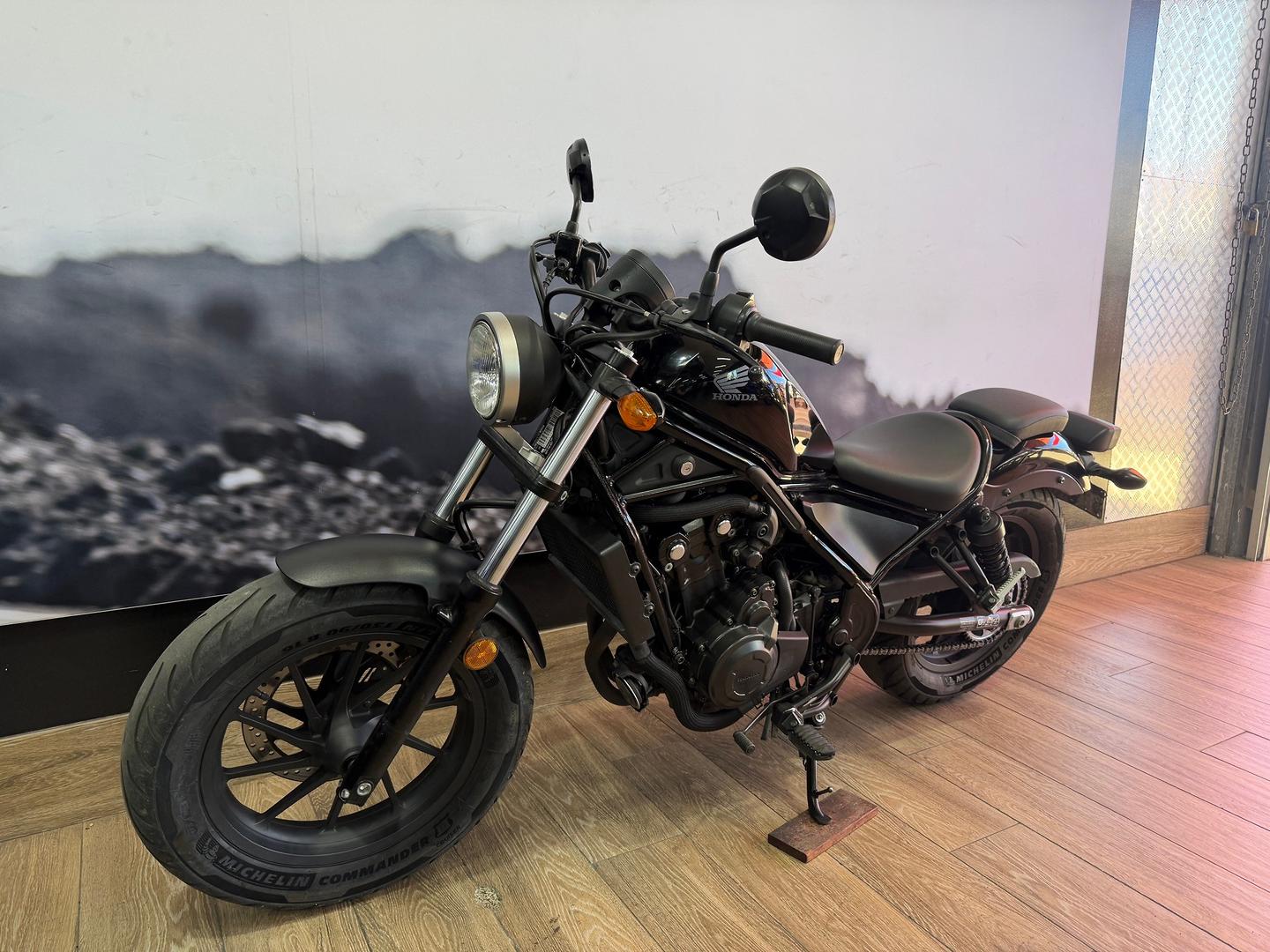 2017 HONDA CMX500 ROAD
