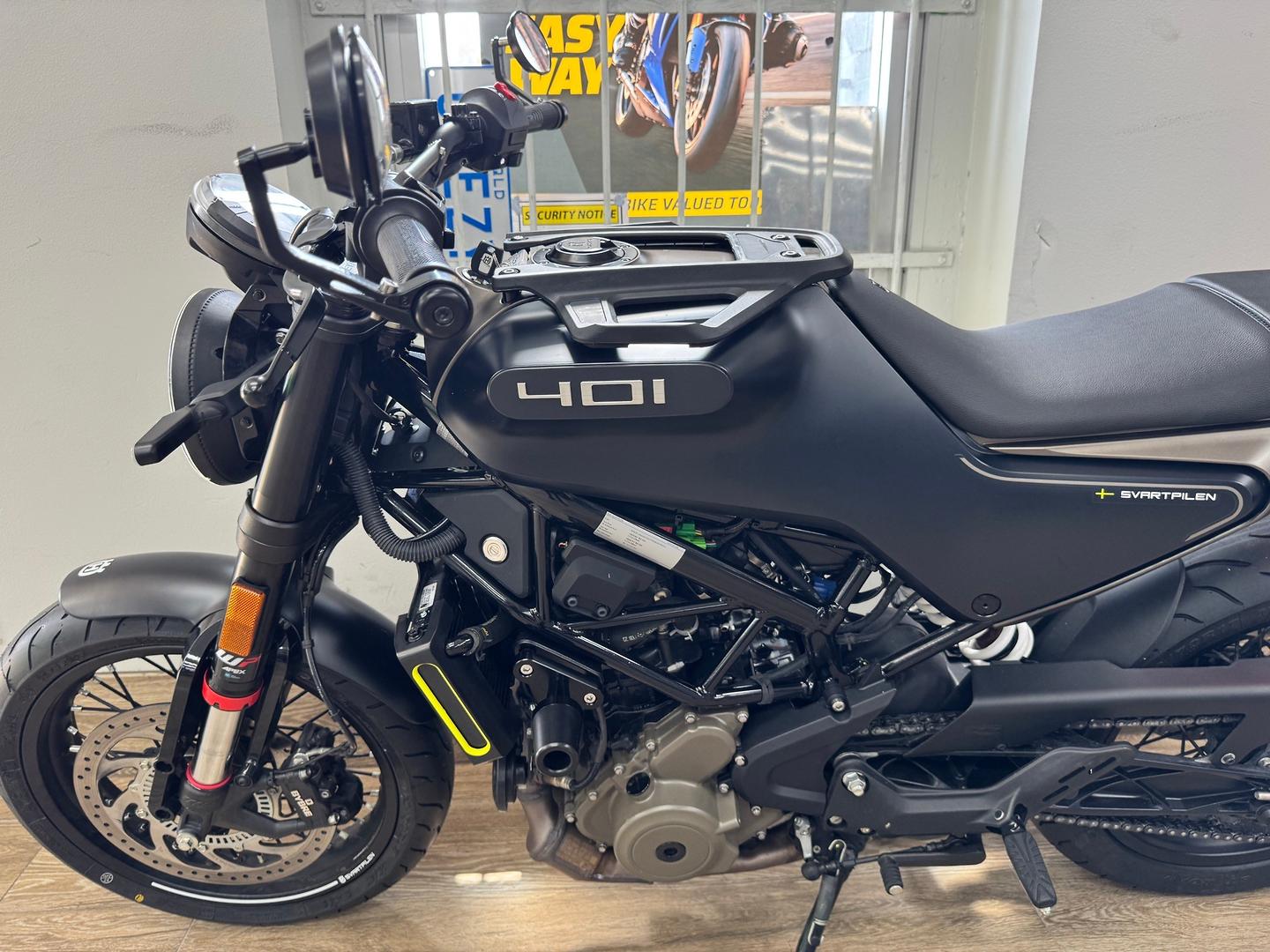 2023 HUSQVARNA SVARTPILEN 401 ROAD