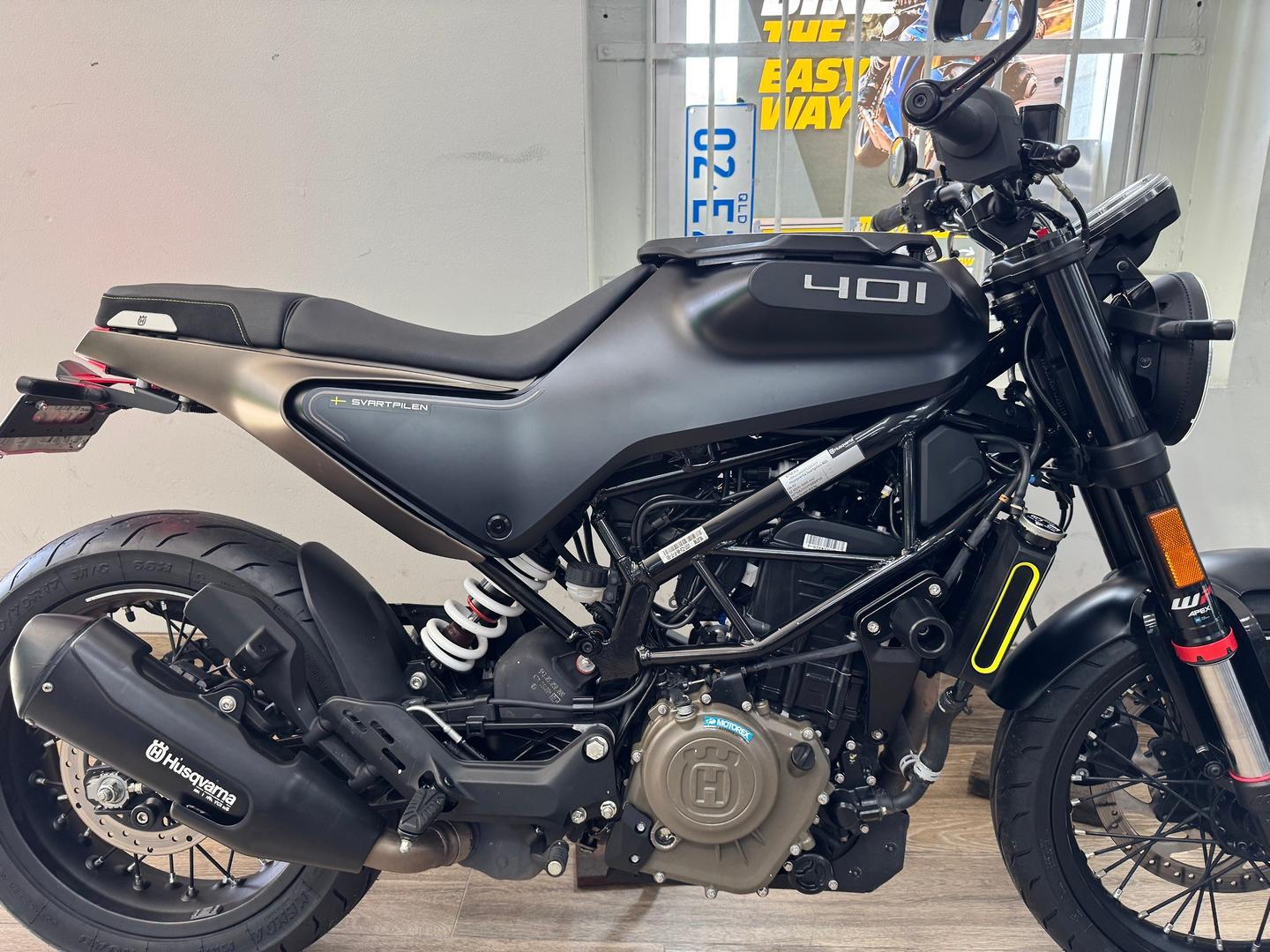2023 HUSQVARNA SVARTPILEN 401 ROAD