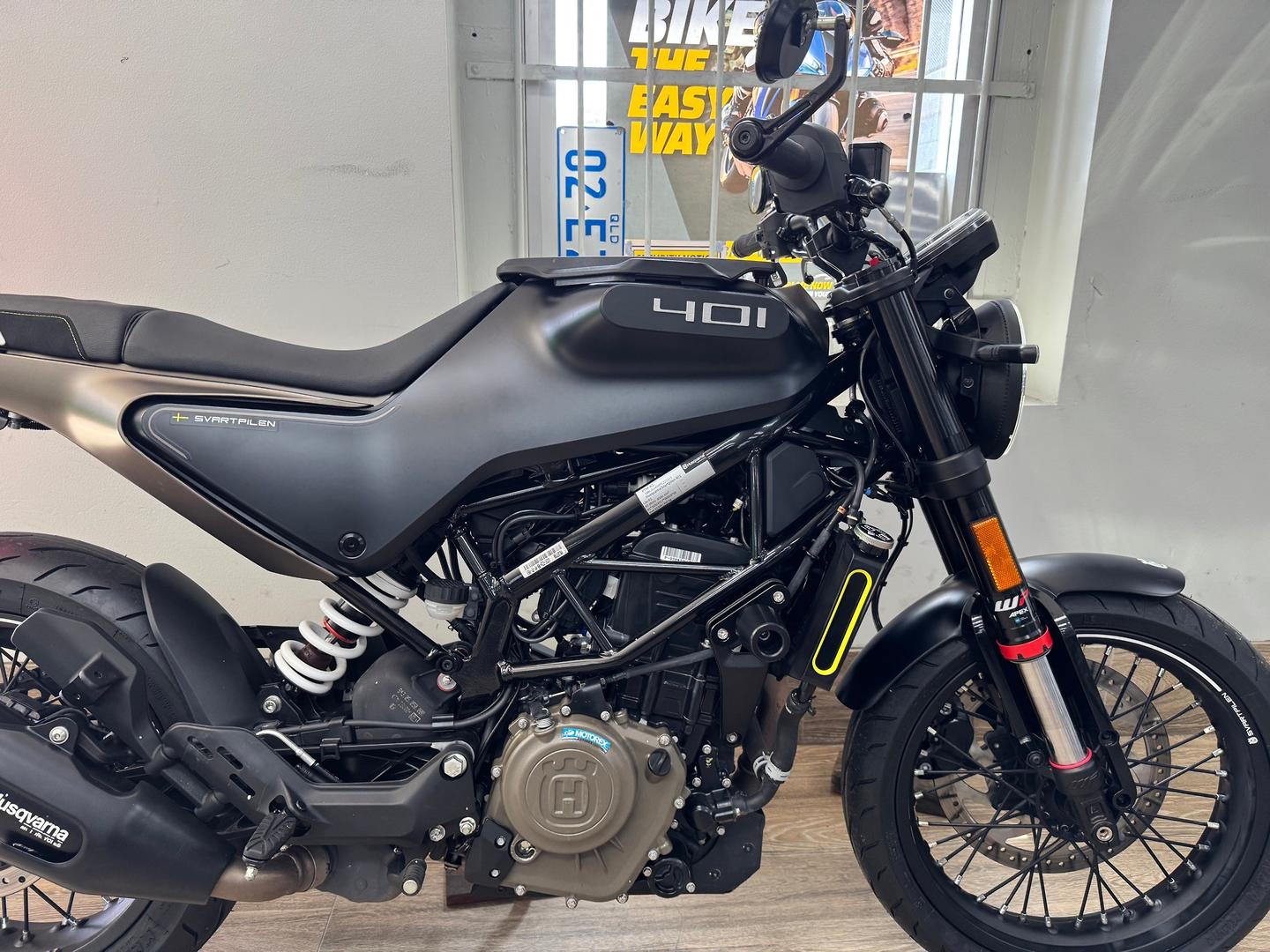 2023 HUSQVARNA SVARTPILEN 401 ROAD