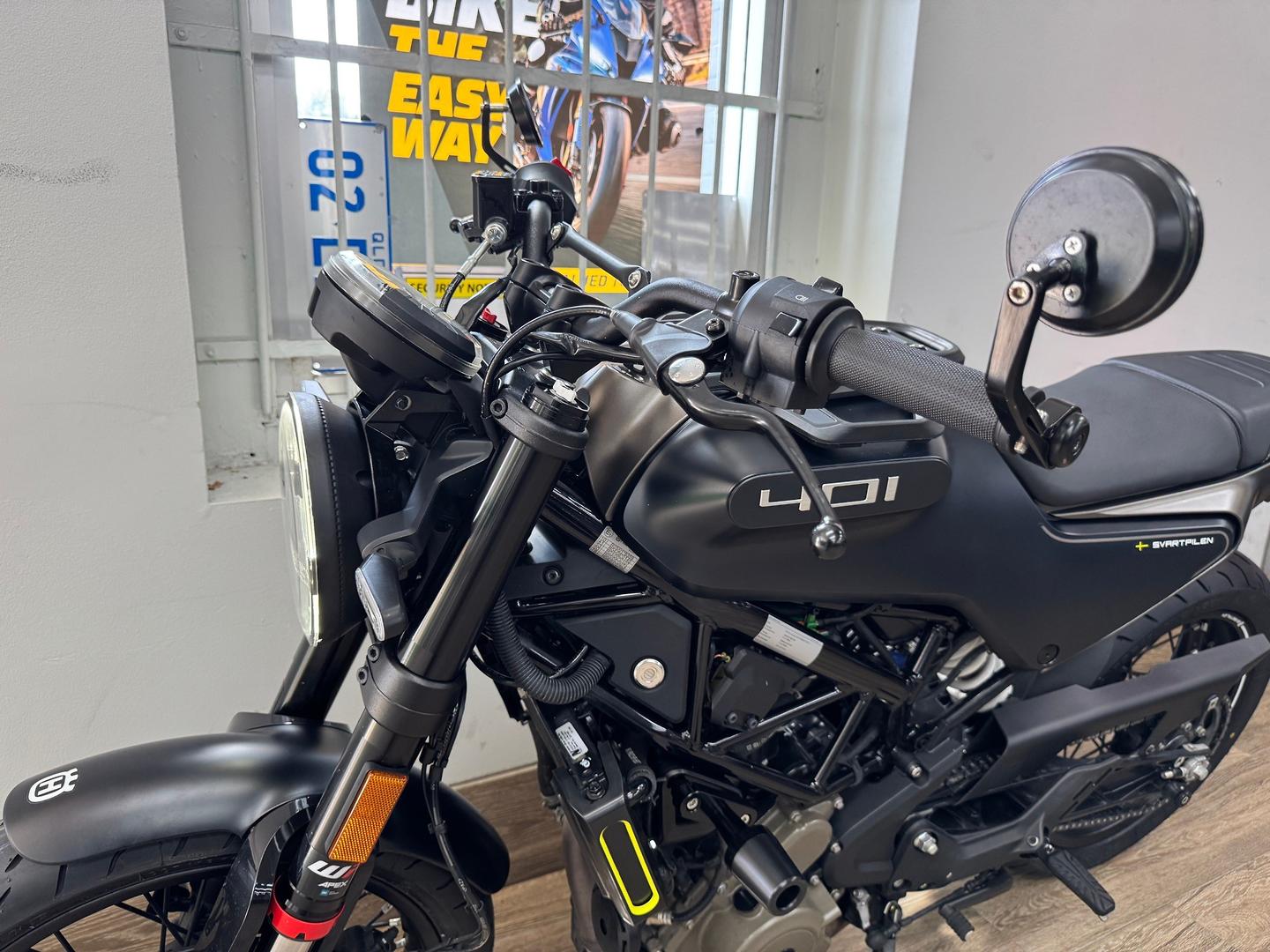 2023 HUSQVARNA SVARTPILEN 401 ROAD