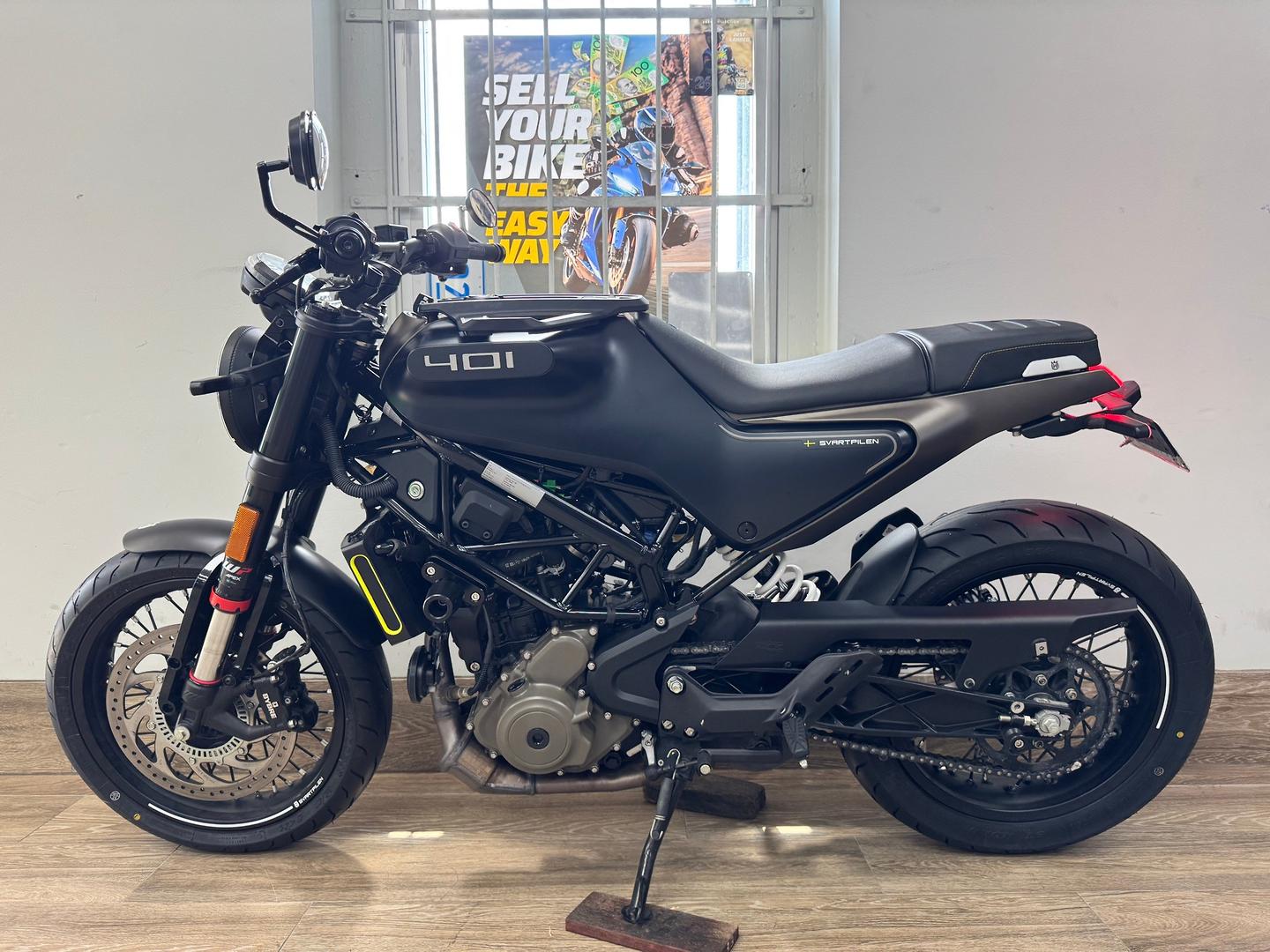 2023 HUSQVARNA SVARTPILEN 401 ROAD