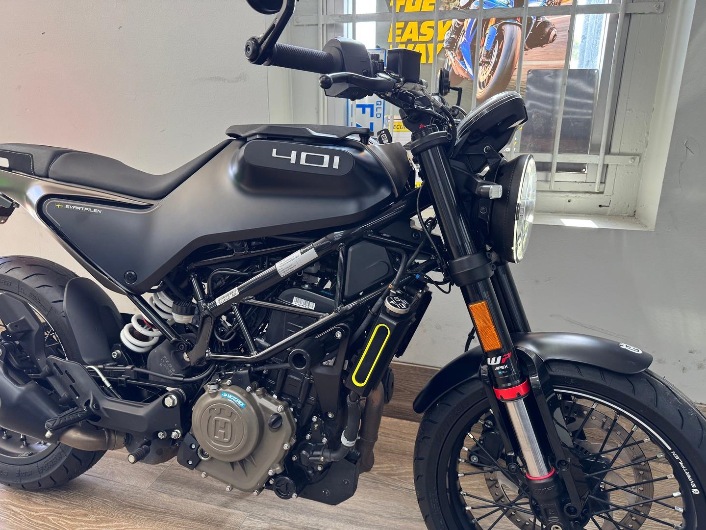 2023 HUSQVARNA SVARTPILEN 401 ROAD