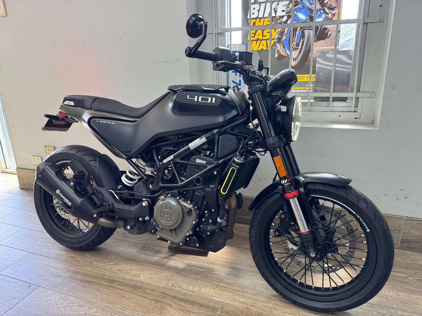2023 HUSQVARNA SVARTPILEN 401 ROAD
