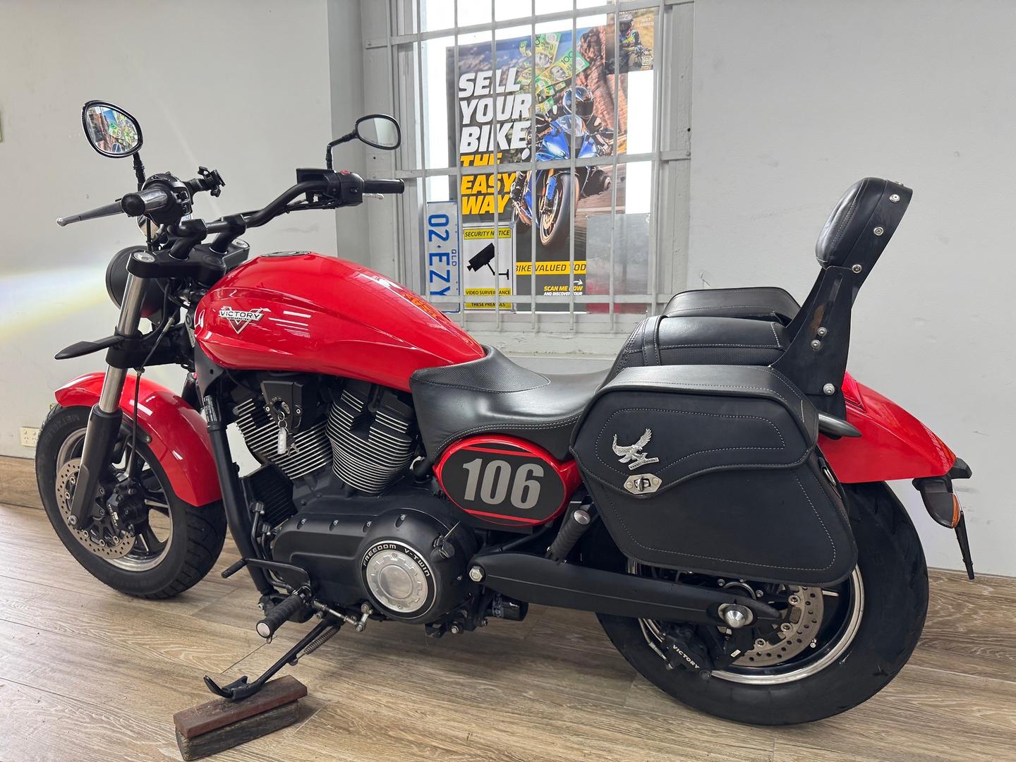 2016 VICTORY JUDGE CRUISER