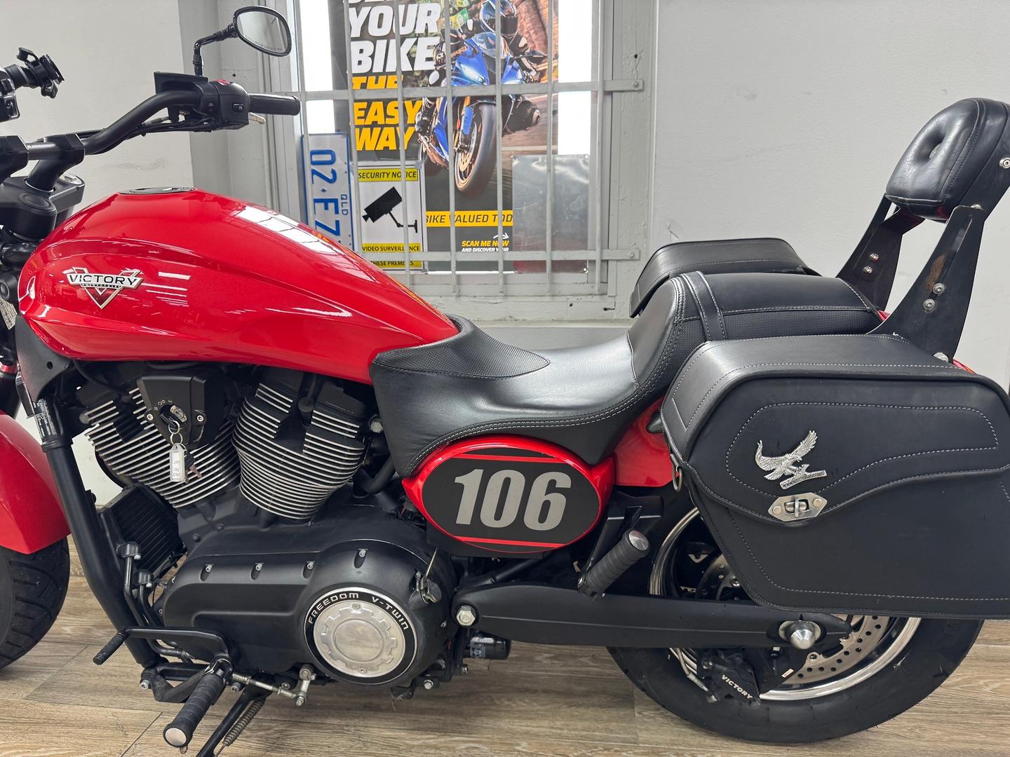 2016 VICTORY JUDGE CRUISER
