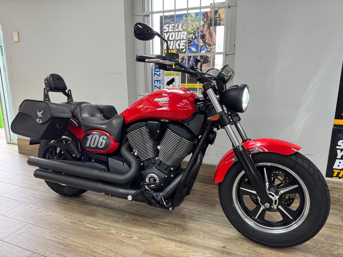 2016 VICTORY JUDGE CRUISER