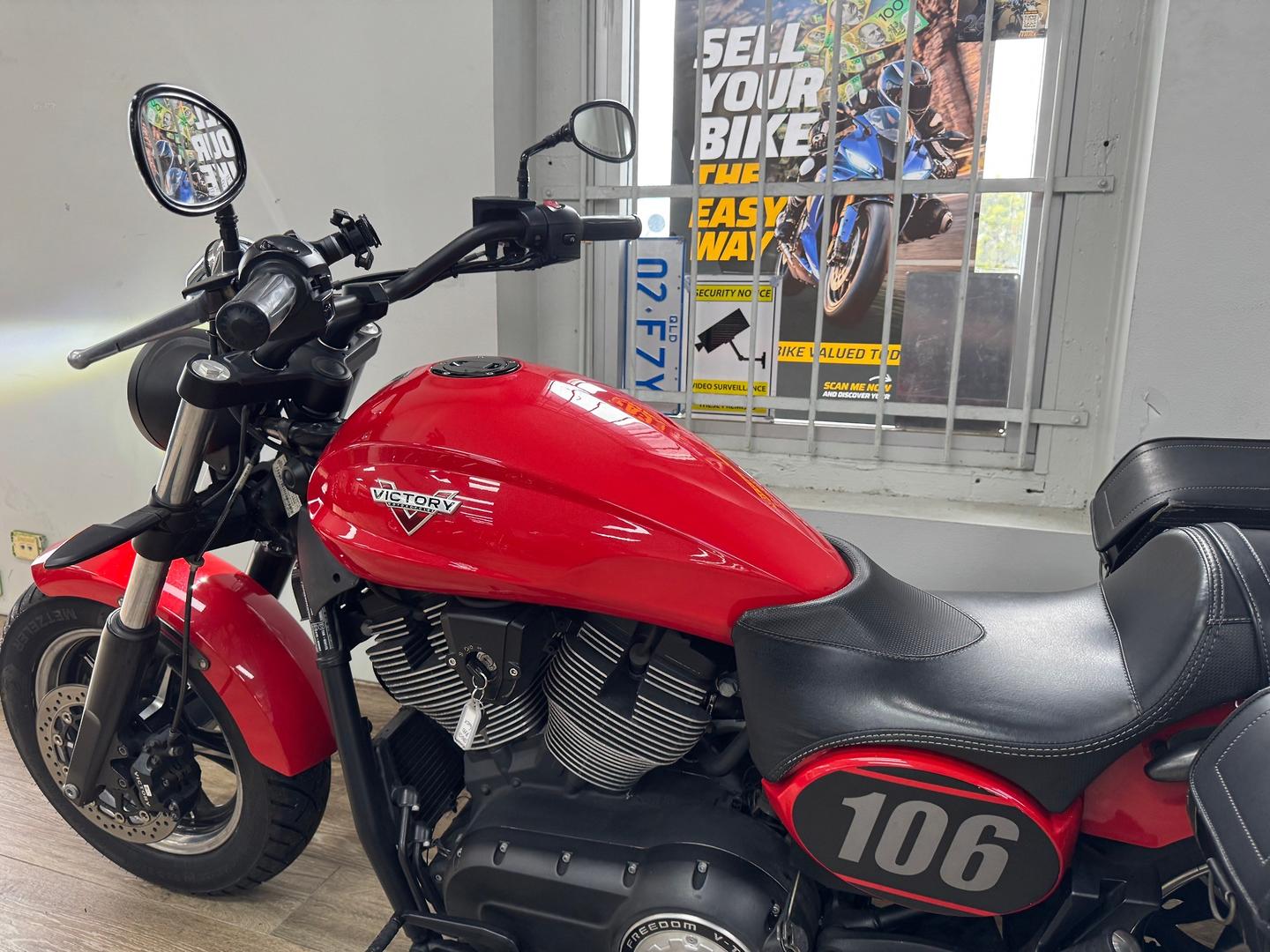 2016 VICTORY JUDGE CRUISER