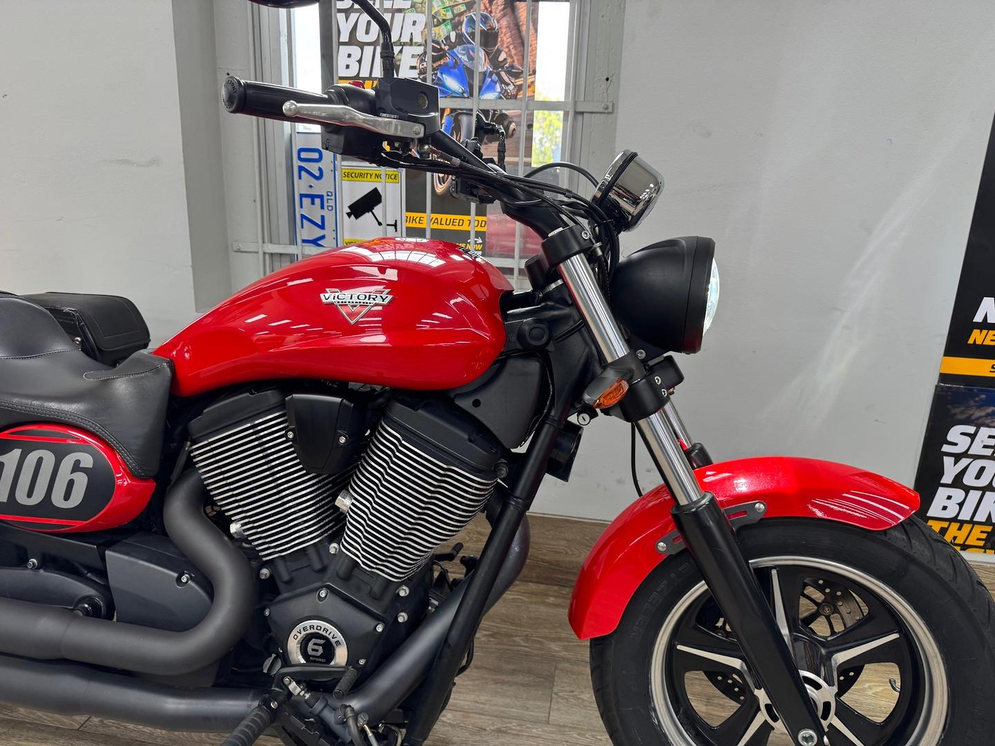 2016 VICTORY JUDGE CRUISER