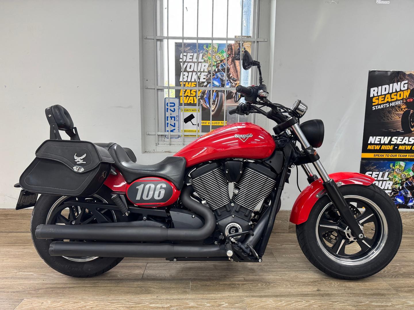 2016 VICTORY JUDGE CRUISER