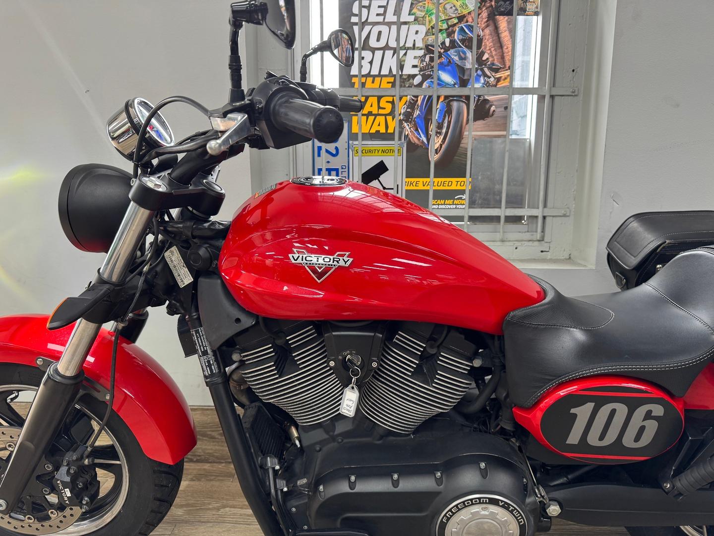 2016 VICTORY JUDGE CRUISER