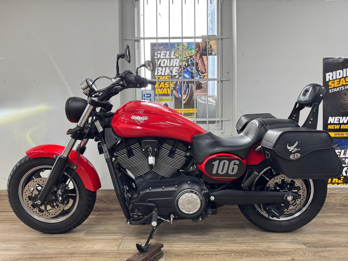 2016 VICTORY JUDGE CRUISER