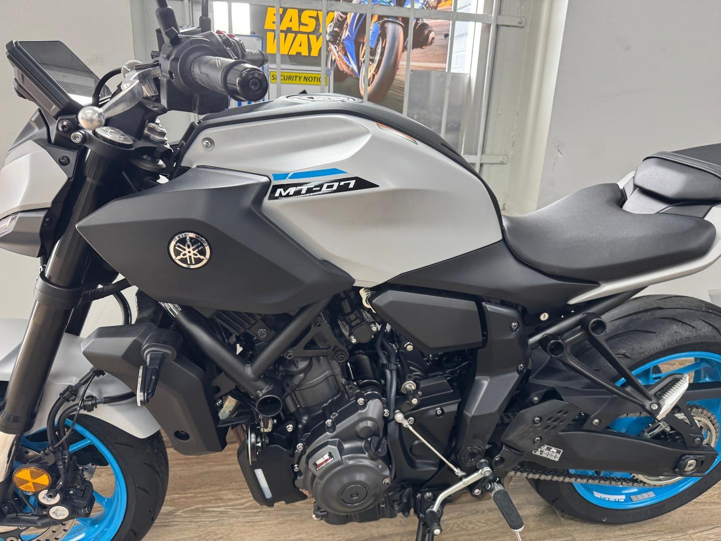 2025 YAMAHA MT-07 LA (ABS) ROAD