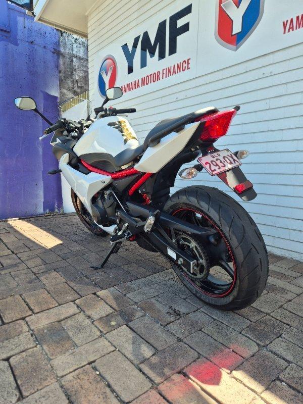2013 YAMAHA FZ6R ROAD