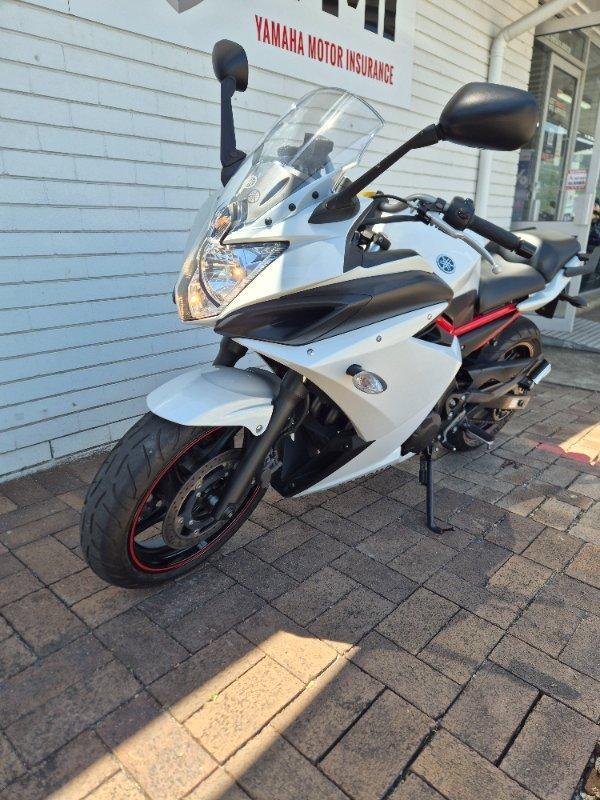 2013 YAMAHA FZ6R ROAD