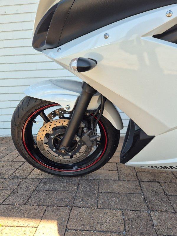 2013 YAMAHA FZ6R ROAD