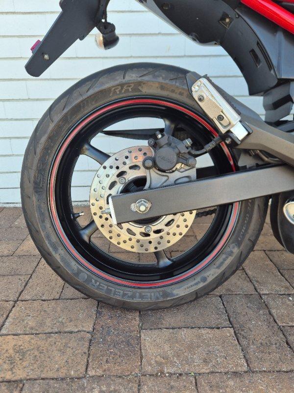 2013 YAMAHA FZ6R ROAD