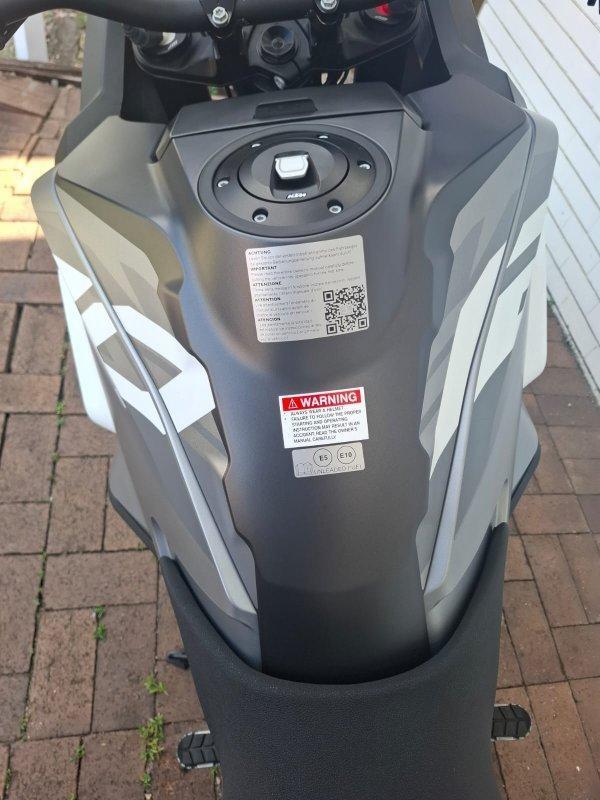 2023 KTM SUPER ADVENTURE S DUAL SPORTS