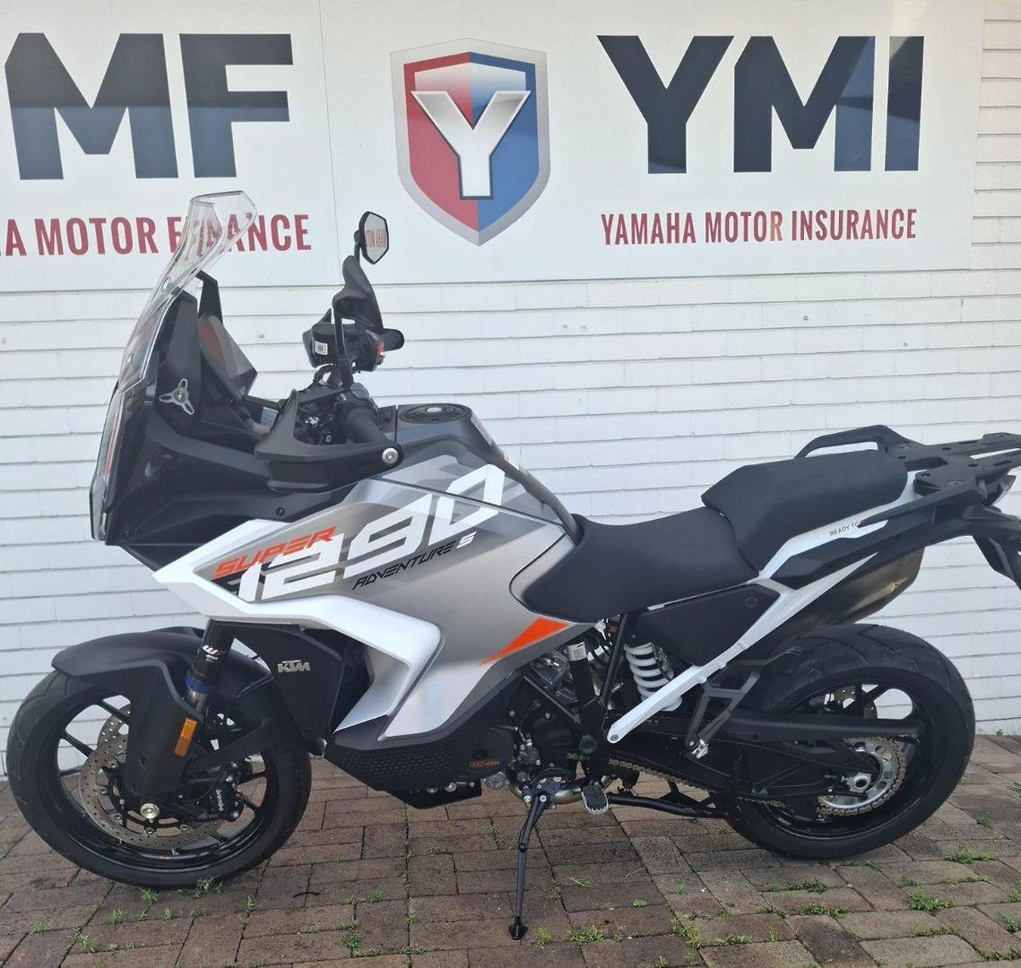 2023 KTM SUPER ADVENTURE S DUAL SPORTS