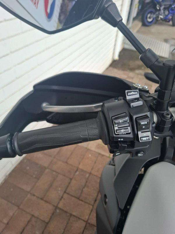 2019 YAMAHA XT1200Z SUPER TENERE DUAL SPORTS