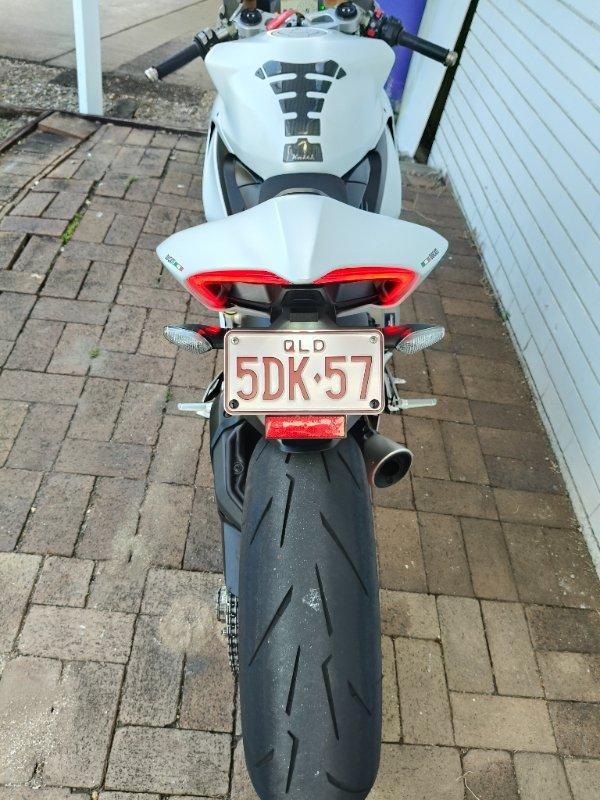 2020 DUCATI PANIGALE V2 SPORTS