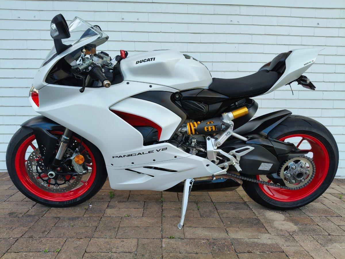 2020 DUCATI PANIGALE V2 SPORTS