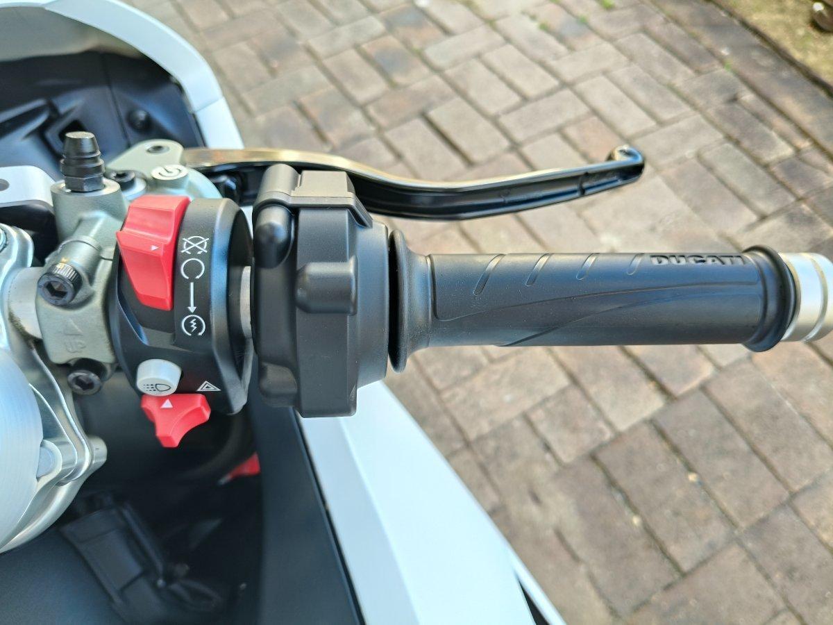 2020 DUCATI PANIGALE V2 SPORTS