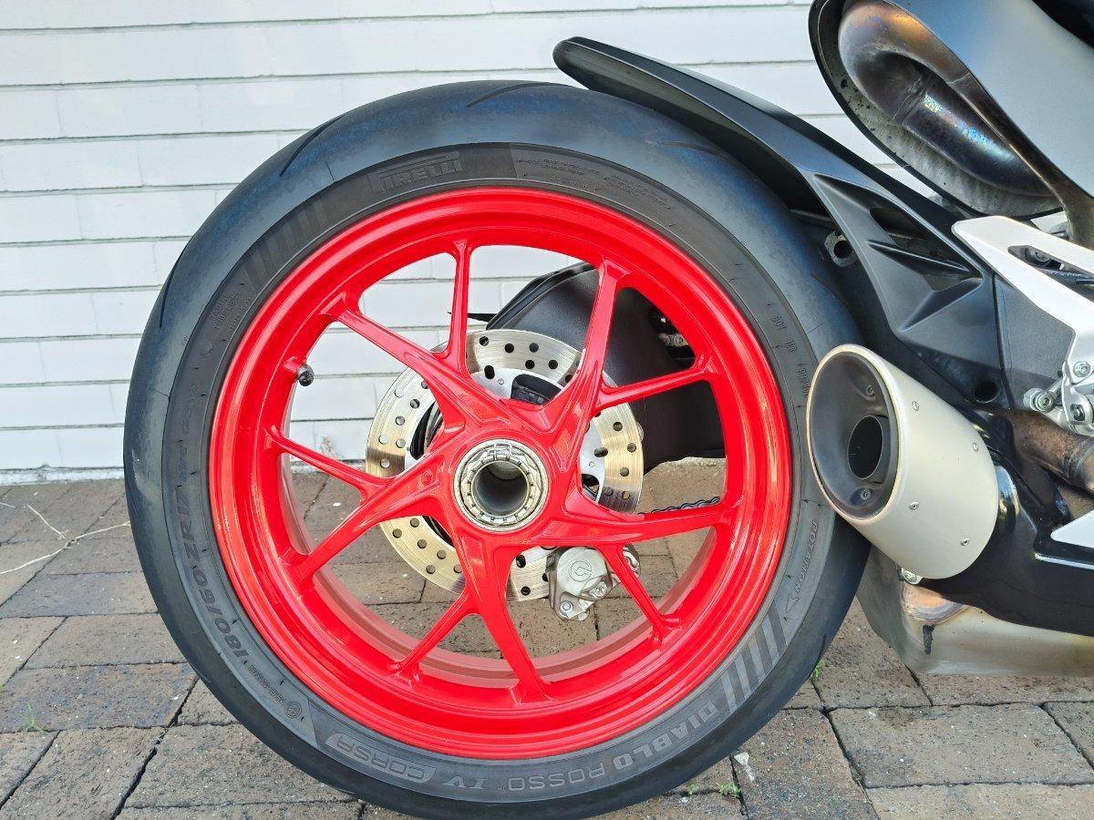 2020 DUCATI PANIGALE V2 SPORTS