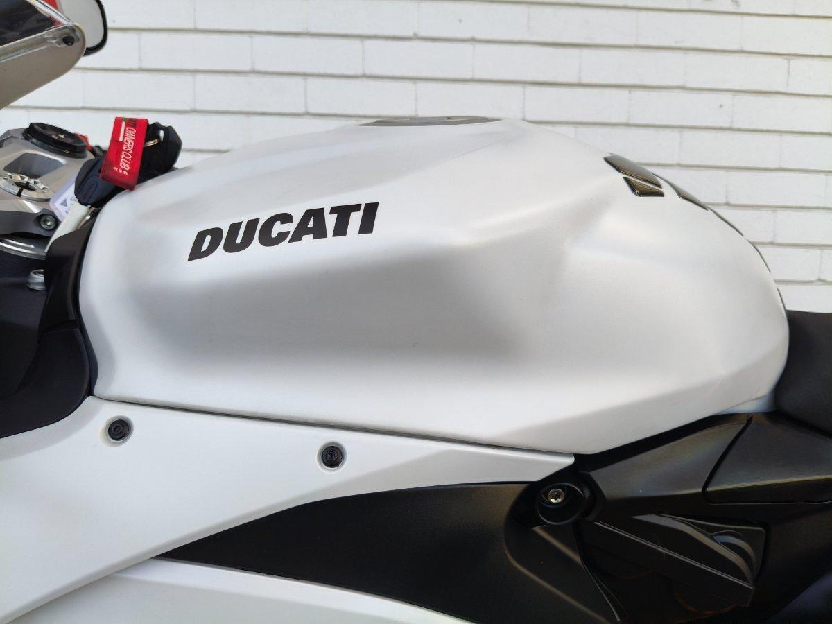 2020 DUCATI PANIGALE V2 SPORTS