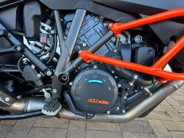2018 KTM SUPER ADVENTURE S DUAL SPORTS