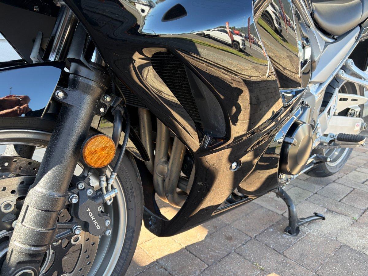 2011 SUZUKI GSX1250FA ROAD