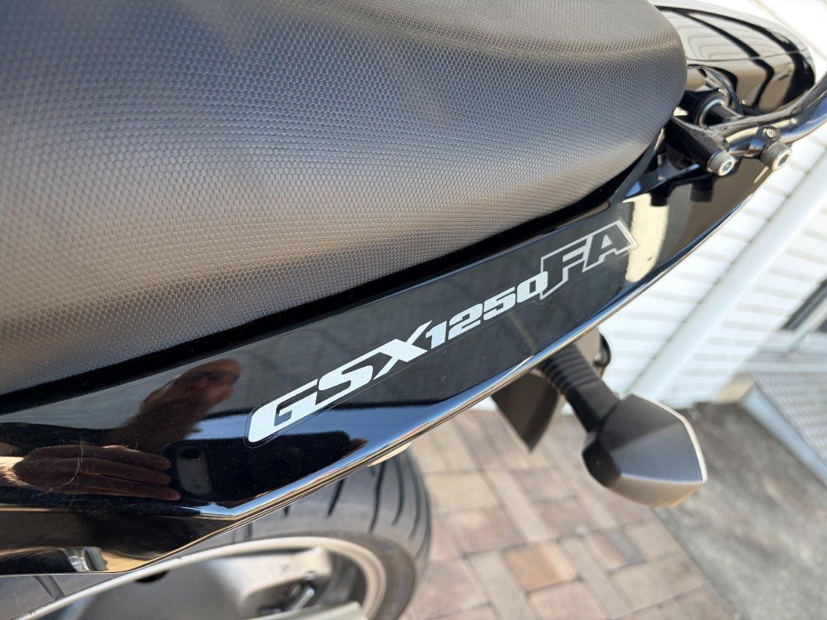 2011 SUZUKI GSX1250FA ROAD