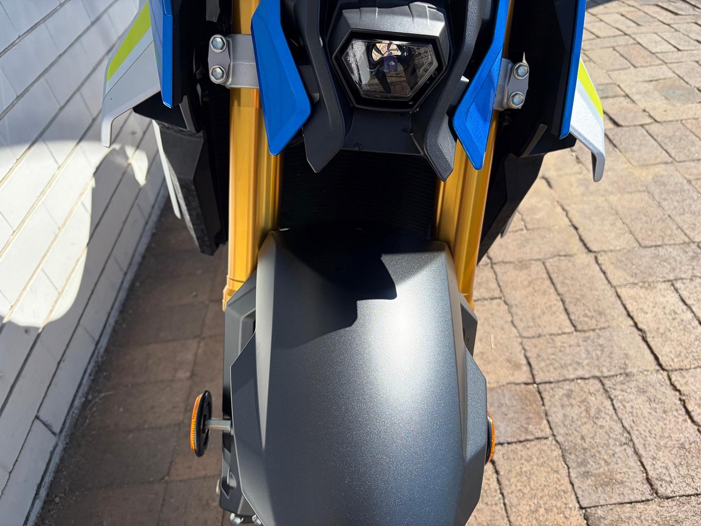 2023 SUZUKI GSX-S1000 ROAD