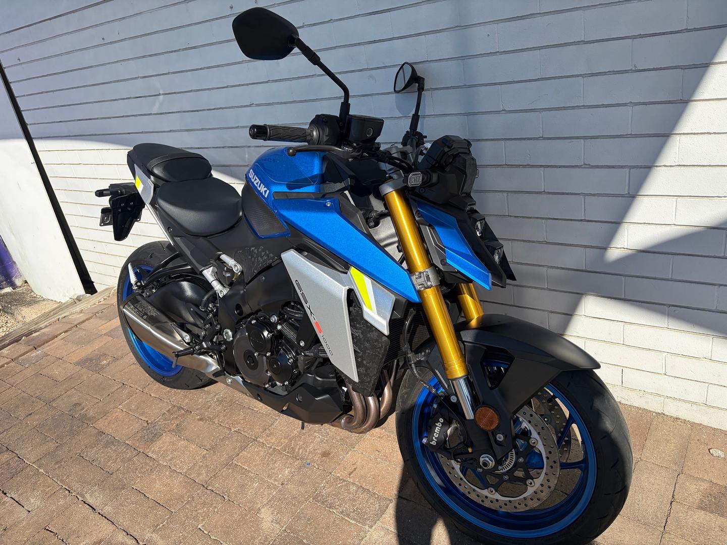 2023 SUZUKI GSX-S1000 ROAD
