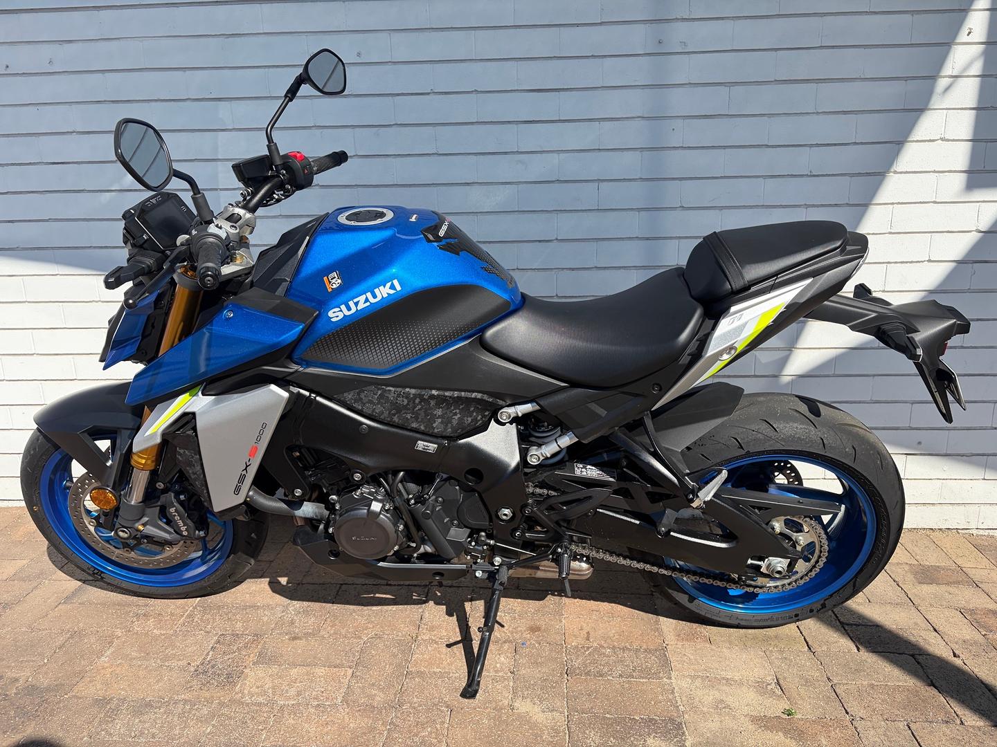 2023 SUZUKI GSX-S1000 ROAD