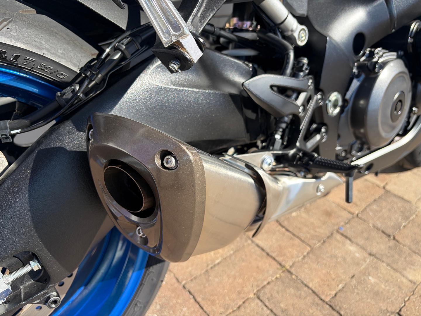 2023 SUZUKI GSX-S1000 ROAD