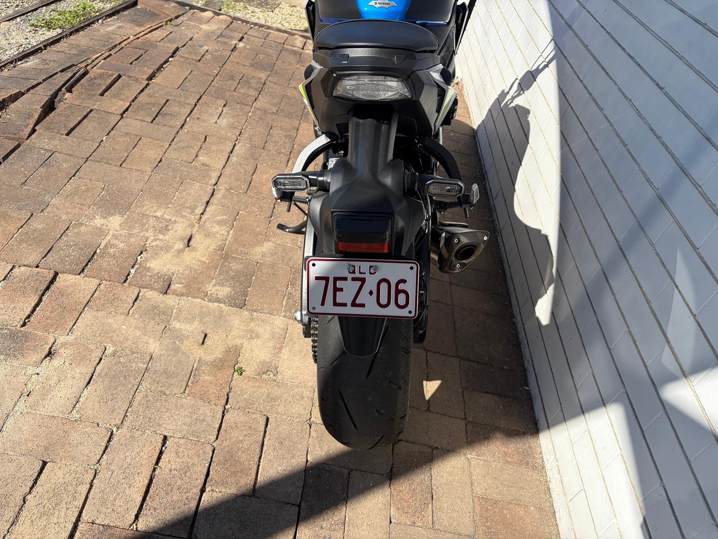 2023 SUZUKI GSX-S1000 ROAD