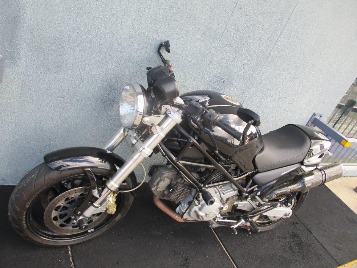 2005 DUCATI MONSTER DARK 620 i.e. ROAD