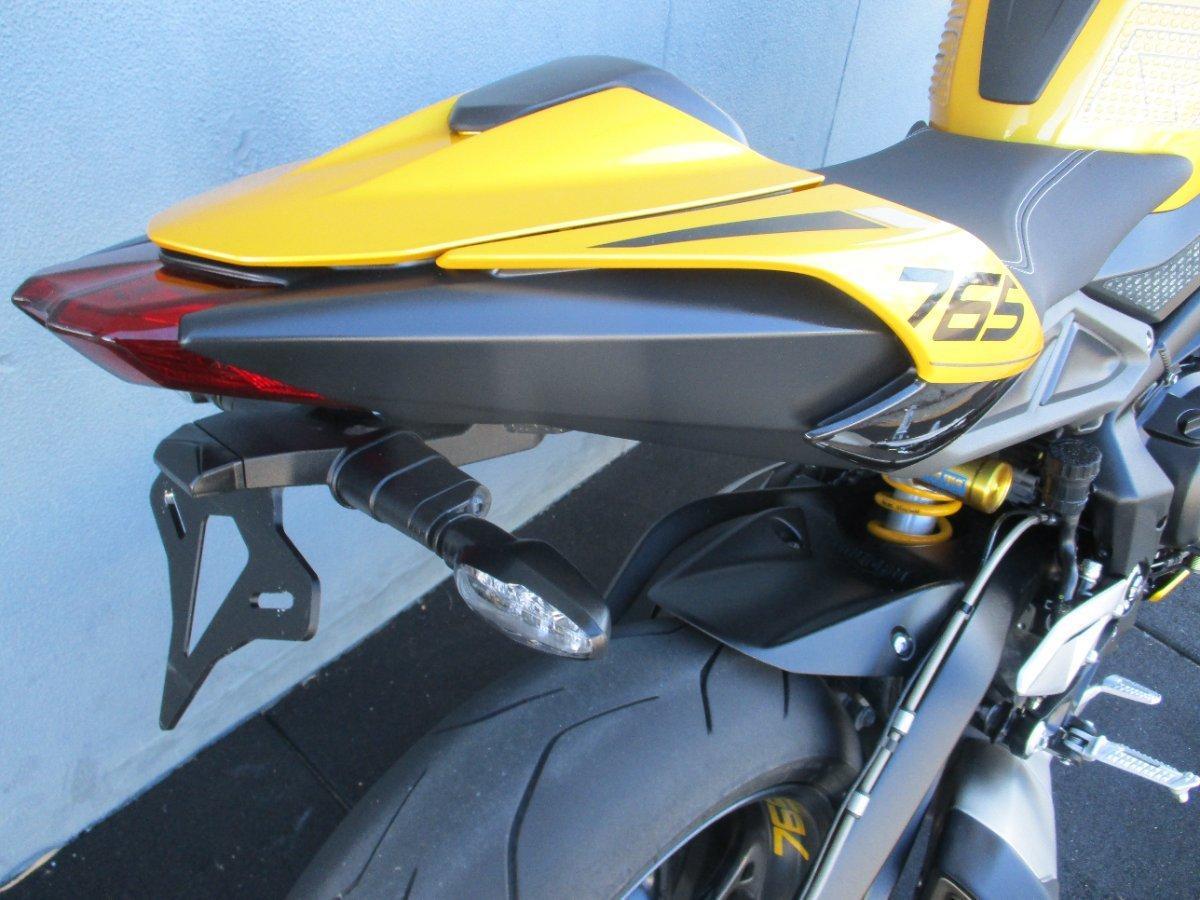 2025 TRIUMPH STREET TRIPLE RS ROAD