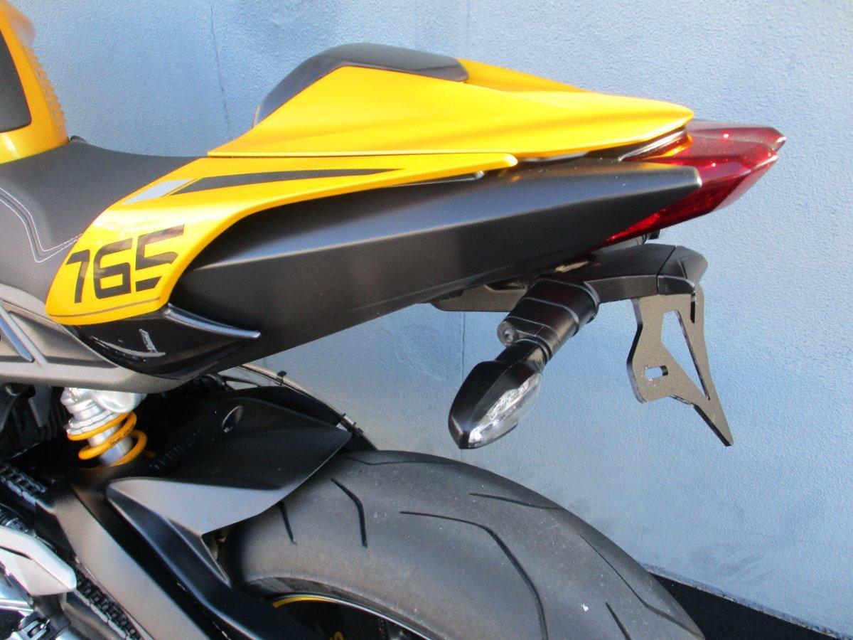 2025 TRIUMPH STREET TRIPLE RS ROAD