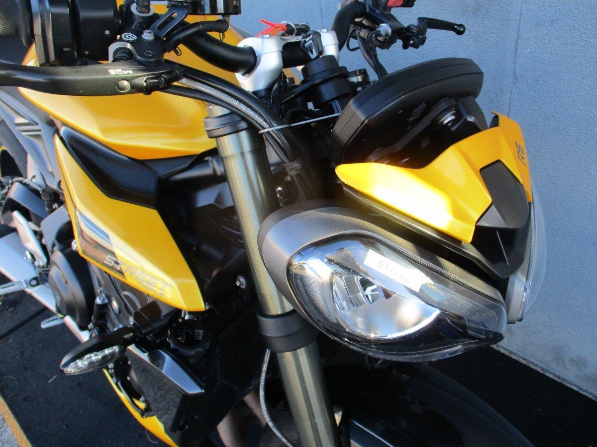 2025 TRIUMPH STREET TRIPLE RS ROAD