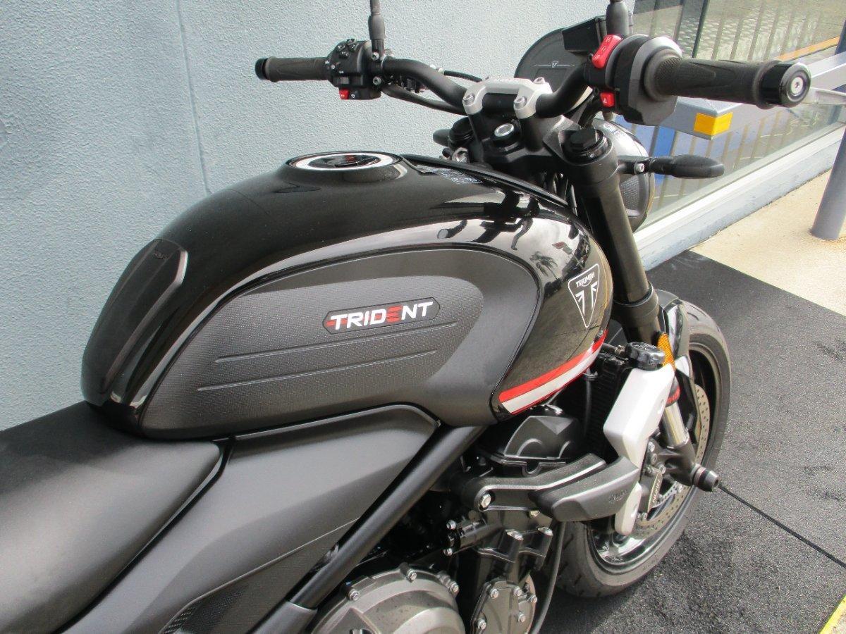 2023 TRIUMPH TRIDENT 660 ROAD