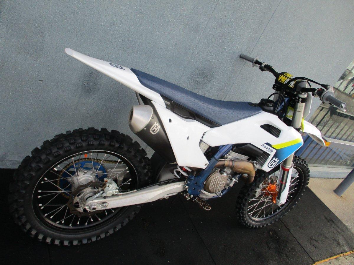 2025 HUSQVARNA FC250 MOTOCROSS