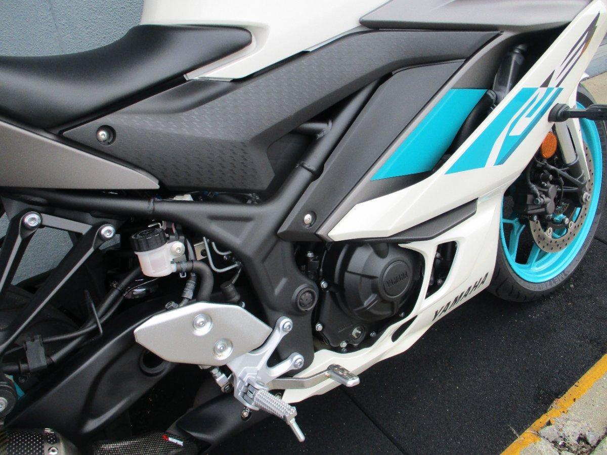 2024 YAMAHA YZF-R3 (YZF-R3A) SPORTS
