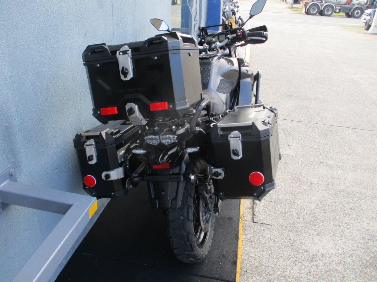 2024 YAMAHA XT1200ZE SUPER TENERE DUAL SPORTS