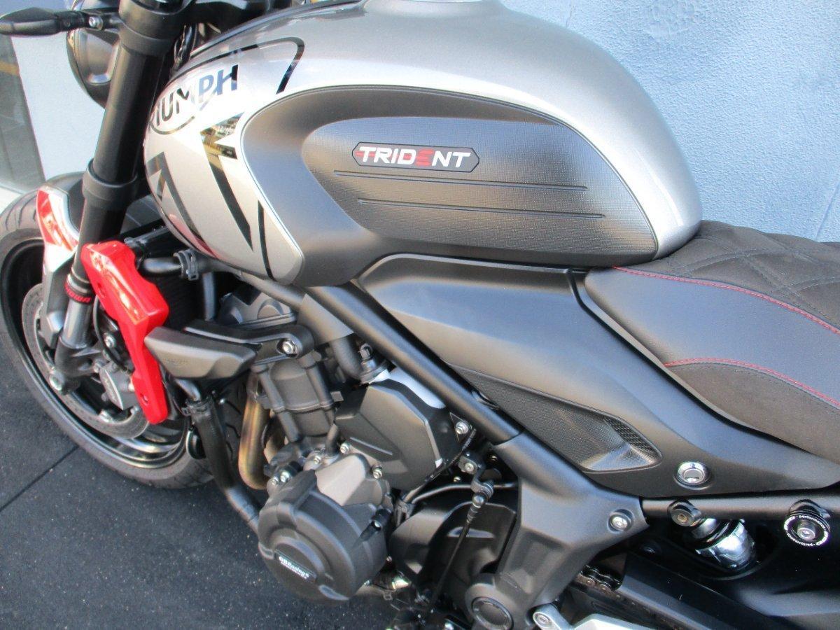 2022 TRIUMPH TRIDENT 660 ROAD