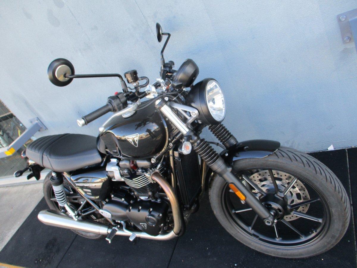2025 TRIUMPH BONNEVILLE SPEED TWIN ROAD