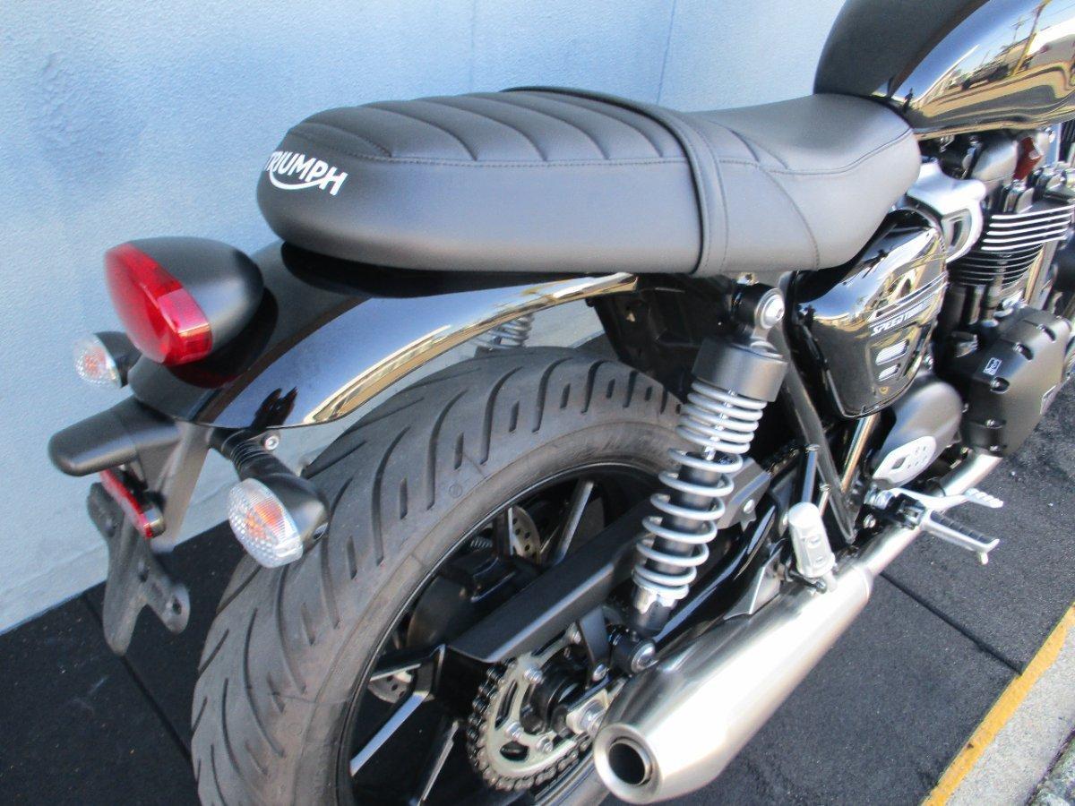 2025 TRIUMPH BONNEVILLE SPEED TWIN ROAD